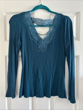 Jessica Simpson Teal Lace-Trim Long Sleeve Top